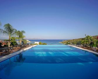 Cape Krio Boutique Hotel & SPA - Over 9 years old Adult Only - 達特恰 - 陽台