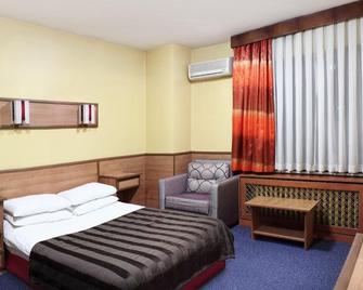 Balta Hotel - Edirne - Yatak Odası