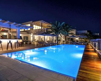 Petinaros Hotel - Míkonos - Pool