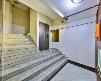 Gökçe Pansiyon - Only men - Estambul - Lobby