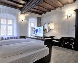 Hotel Grand - Český Krumlov - Soveværelse
