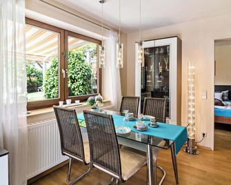 Ferienwohnung Wolf Überlingen - Überlingen - Dining room