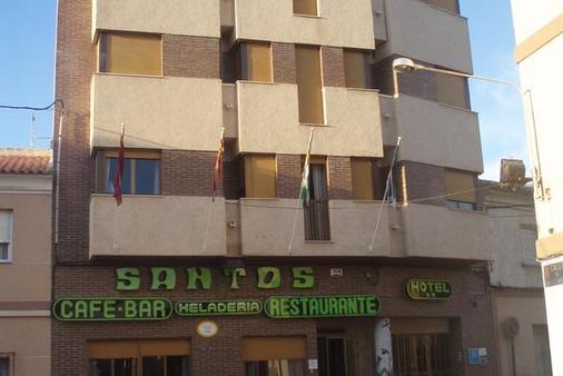 Hotel Restaurante Santos - Santomera - Building
