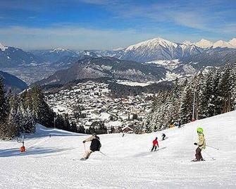 Condo Sleeps 4 At A Budget Price. Only 200 Yards From 6 Person Chairlift! - Durango - Facilitet i boligen