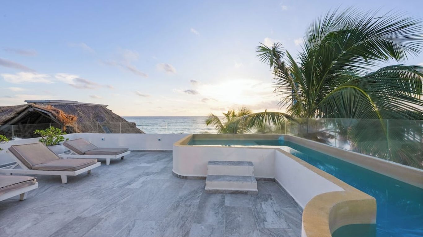 Playa Canek Beachfront Eco Hotel