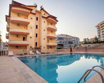 Sevgi Tatil Sitesi - Avsallar - Pool