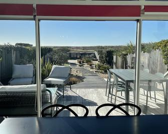 Superb apartment with garden 'feet in the water'. - La Turballe - Balkon