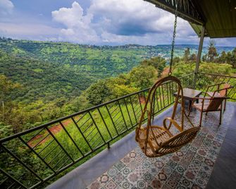 Gurusparsh Resort - Mahabaleshwar - Μπαλκόνι