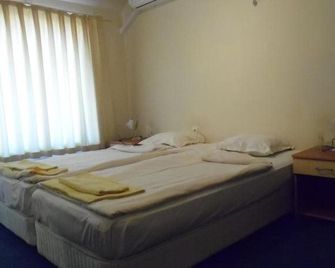 Hotel Amigos - Obzor - Bedroom