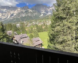 Chalet Stravedo - One Bedroom Apartment, Sleeps 4 - Borca di Cadore - Balkón