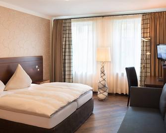 Hotel Deutsche Eiche - Munich - Bedroom