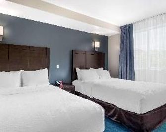 Econohotel Montreal - Montreal - Bedroom