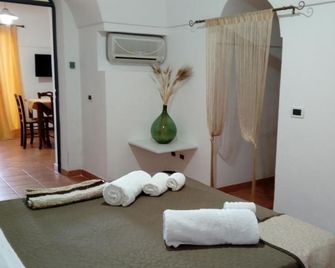 Dammusi Uliveto - Scauri - Habitación