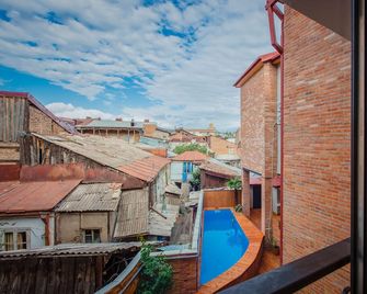 Central Gate Hotel - Tiflis - Balkon