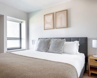Beautiful Allston 1BR, nr Boston U & Green Line, by Blueground - Boston - Habitación