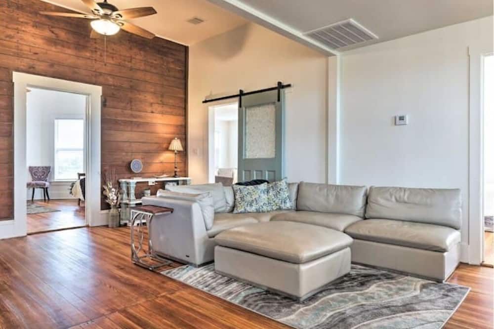 Living room view of Farmhouse+2 acres.Close to town but still country!