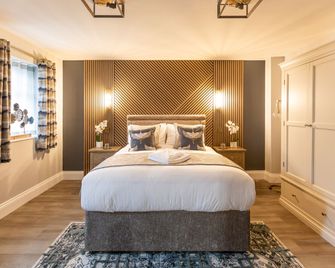 The Dragon - Derby - Bedroom