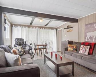 Spa - Waterfront - La Source - Saint-Côme - Living room