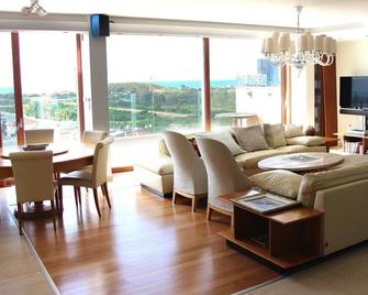 Luxury Breathtaking Seafront Penthouse Duplex - Rishon LeZion - Living room