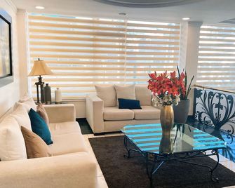 هوتل ريبابليكا - كويتو - غرفة معيشة