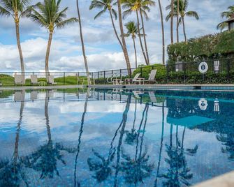 New Listing Waiohuli Beach Hale D-114 Oceanfront Complex With Garden View, Steps to Beach - Kihei - Piscina