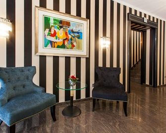 The Domicil Hotel Frankfurt City - Frankfurt am Main - Living room