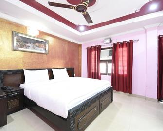 Hotel Aryan - Lucknow - Slaapkamer