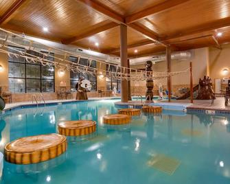 Best Western Plus Kelly Inn & Suites - Billings - Havuz