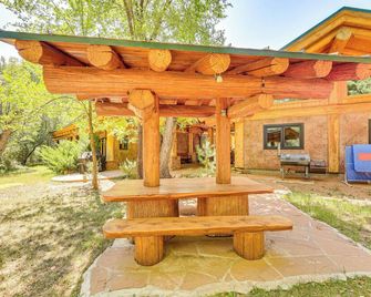 Scenic Payson Cabin With Wraparound Pati - Star Valley - Patio