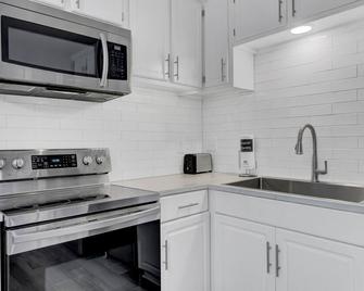 Newly Remodeled Townhome(Rd) - North Charleston - Cuisine