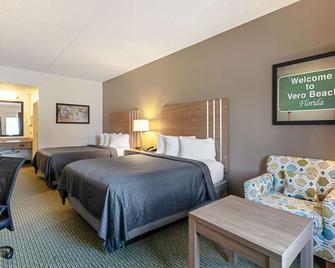 Econo Lodge Vero Beach - Downtown - Vero Beach - Bedroom