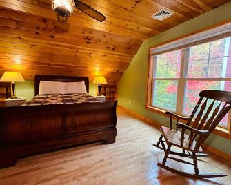 Charming Country Lodge with Modern Amenities - Newbury - Спальня