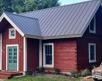 Björnskog Stuga in Scandia, Minnesota - Scandia - Building