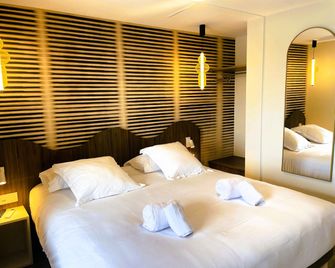 Best Western Hotel Le Crystal Dinard - Dinard - Bedroom