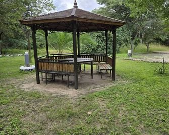 Kaswanga Farm Holiday Home - Chisamba - Patio