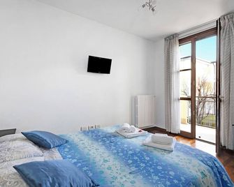 La Villa - Mantua - Bedroom