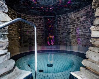 Lapland Hotels Luostotunturi & Amethyst Spa - Sodankylä - Pool