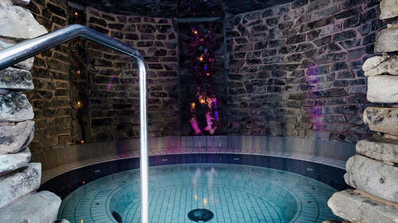 Lapland Hotels Luostotunturi & Amethyst Spa