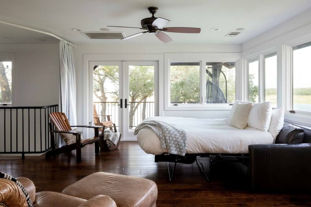 Austinteton's Sunset Cliff Resort On Lak - Austin - Sovrum