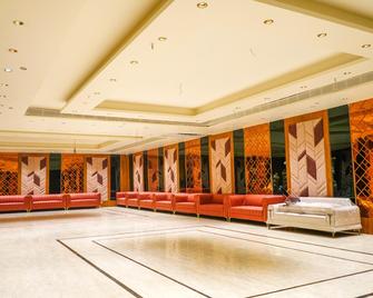 Hotel Meena Aurum Inn - Darbhanga - Lobby