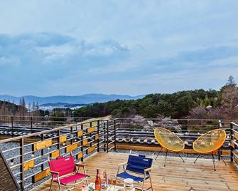 Gyeongju Kolon Hotel - Gyeongju - Balcón