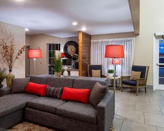 Country Inn & Suites by Radisson, Fargo, ND - פארגו - סלון
