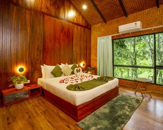 Crystal Kuruva Nature Resort & Spa - Panamaram