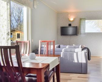 Gorgeous Home In Hasslö With Wifi - Karlskrona - Uteplats