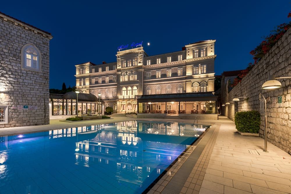 هوتل لاباد - دوبروفنيك - حوض السباحة