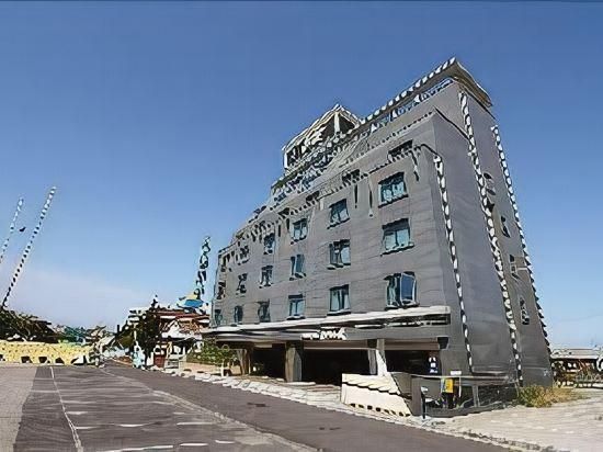 هوتل آي نافير