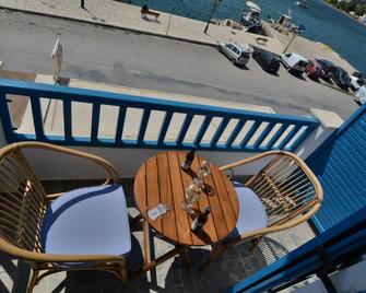 Galaxy Hotel - Gavrio - Balkon