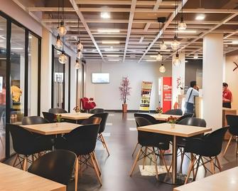 Citismart Hotel Cikarang - Cikarang - Restaurant
