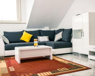 Living Above The Roofs Of Pforzheim In The Italian City Loft 65 Qm2 - Pforzheim - Living room