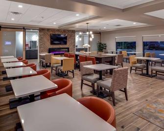 Best Western Plus Elizabethtown Inn & Suites - Elizabethtown - Restaurant